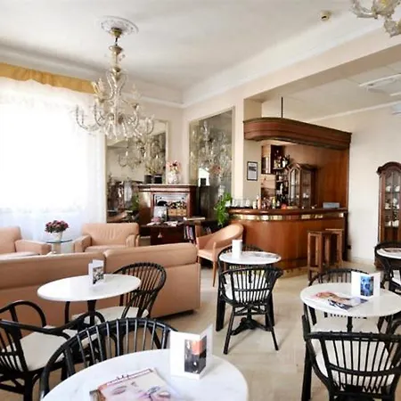 C-hotels De Rose Palace 4* 佛罗伦萨