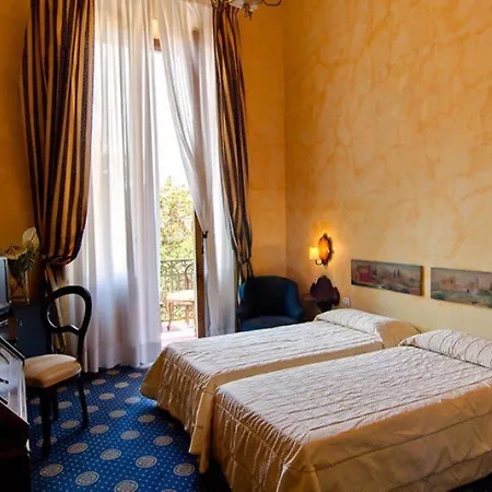 Hotell Croce Di Malta