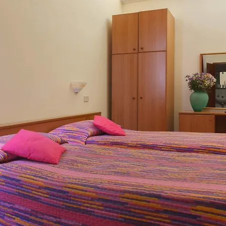 Flom Boutique Hotel