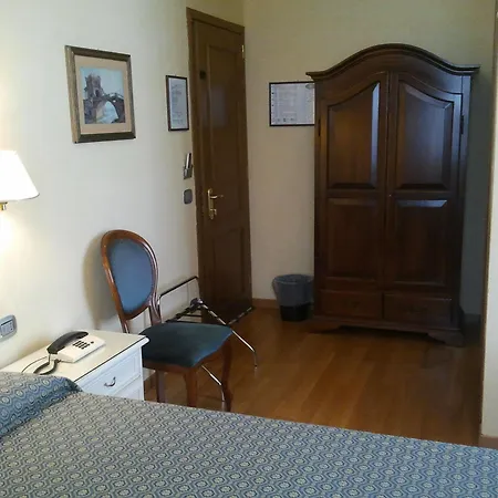 Annabella Roof Terrace 3* Florence
