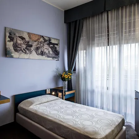 Mirage Hotel Florencia