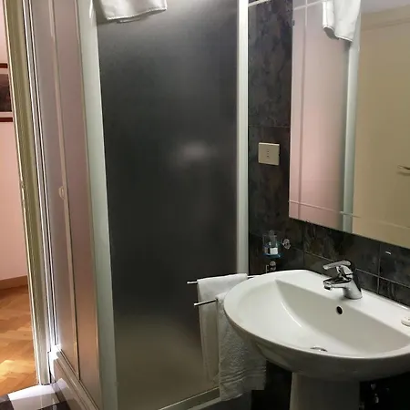 소조르노 안티카 토레 B&B
