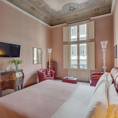 Hotel Cavour 10
