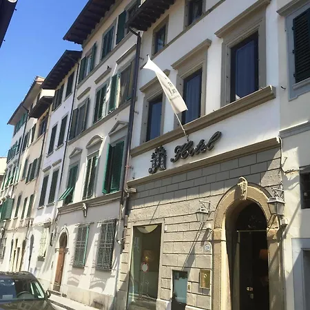 J And J Hotel Florencia