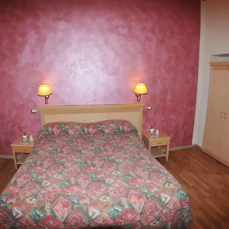 Hotel Hhb