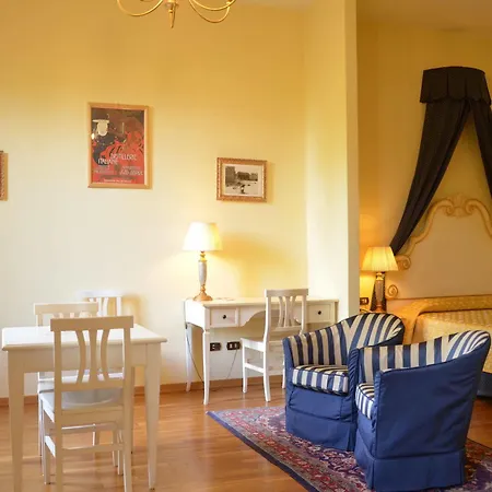 Aparthotel Michelangiolo 3*