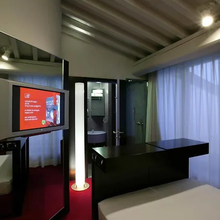 Vittoria 4*