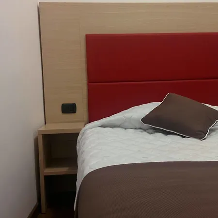 Esperanza Otel 2*