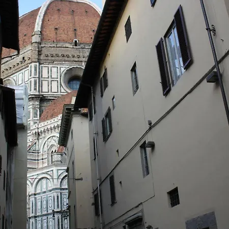 Adelaide House Pensjonat Florencja