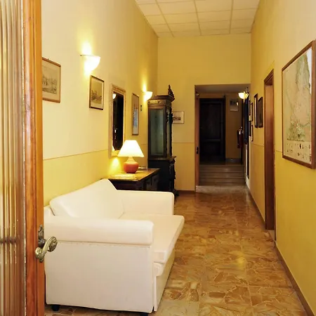 Hotel Marine 3*
