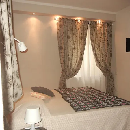 فندق مبيت وإفطار Ape Rosa Relais