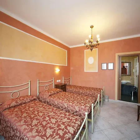 Merlini Hotel *