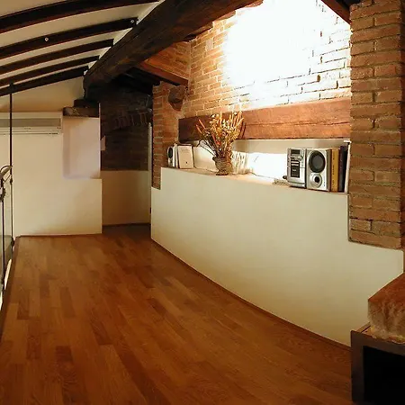 Residenza D'epoca In Piazza Della Signoria Bed & Breakfast 2*