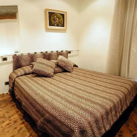 Residenza D'epoca In Piazza Della Signoria Bed & Breakfast 2*