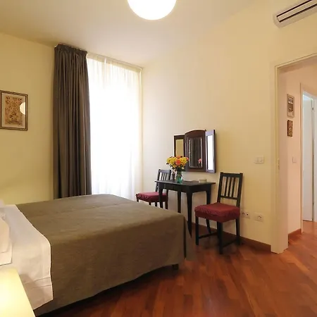 Apartment Relais Martinez Florence