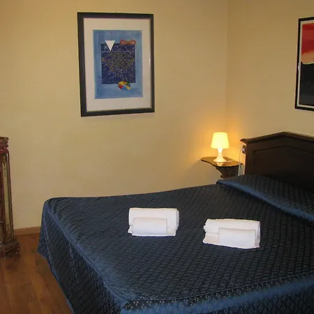 Hotel Enza 2*