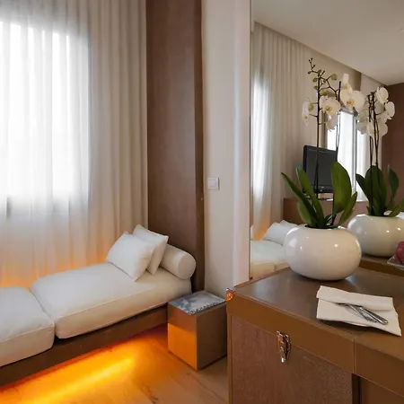 Continentale - Lungarno Collection Hotel