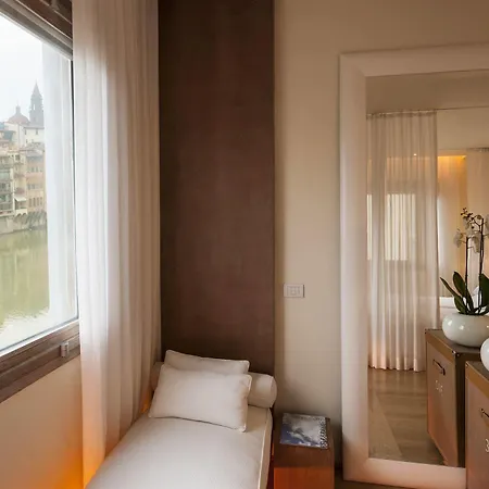 Continentale - Lungarno Collection Hotel Firenze
