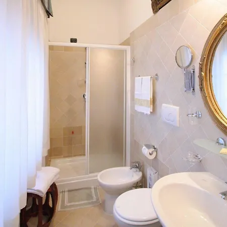 Berna Hotel 2*