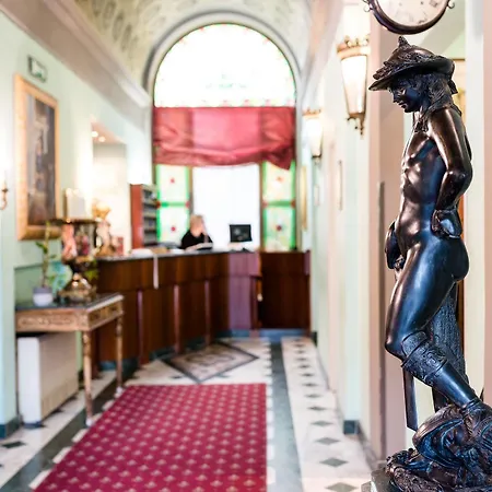 Hotel Donatello 3*