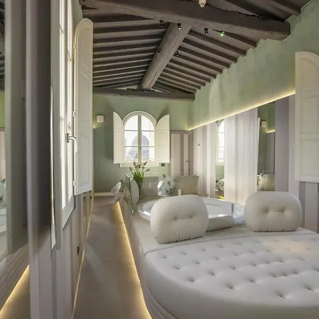 Ξενοδοχείο με διαμερίσματα Palazzo Dei Ciompi 4*