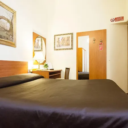 Maxim Axial 3* Florence