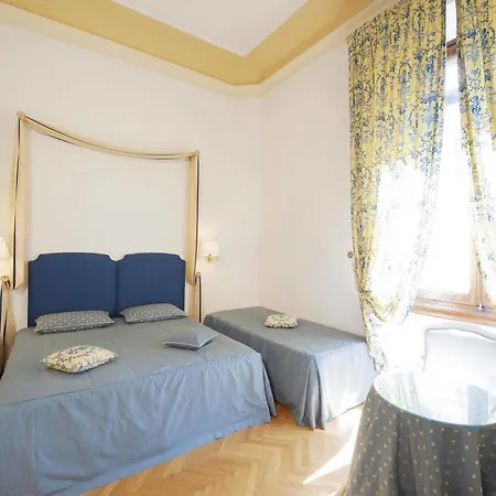 Palazzo Ruspoli Apartment *