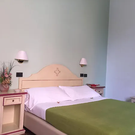 Hotel Benvenuti 2*