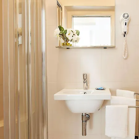 Relais Modern Bed & Breakfast 2*