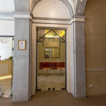 Aurora 3* Florence