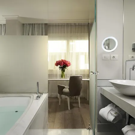 Ponte Vecchio Suites&spa Hotel 4*