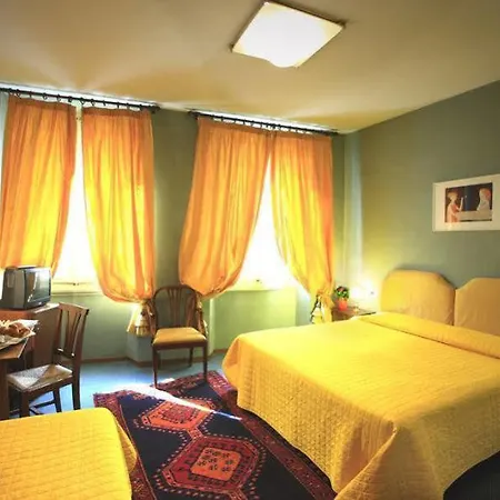 Rex Hotel