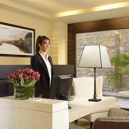 Ponte Vecchio Suites&spa Hotel 4*