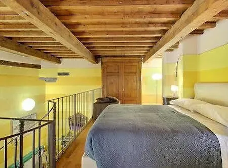 Al Giglio Bottonato Apartment