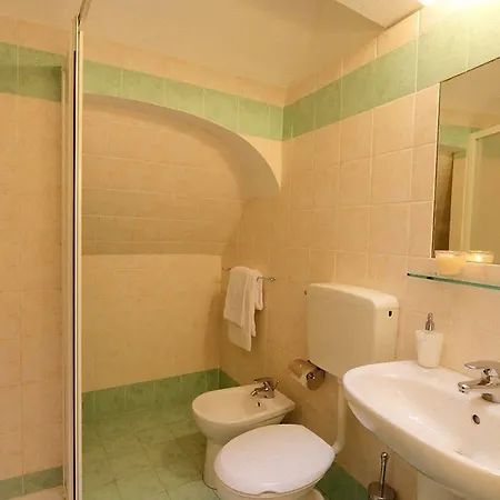 Badia Fiorentina Bed & Breakfast 3*