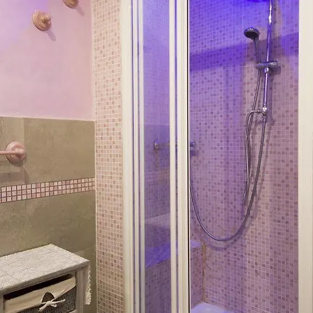Couette-café Ridolfi 2*
