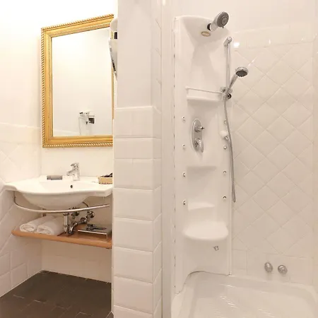 Hotel Relais Lavagnini 2*