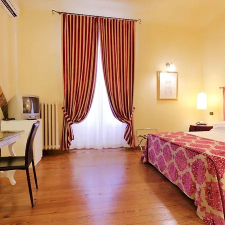 Relais Lavagnini 2*