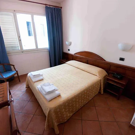 Balcony מלון 3*