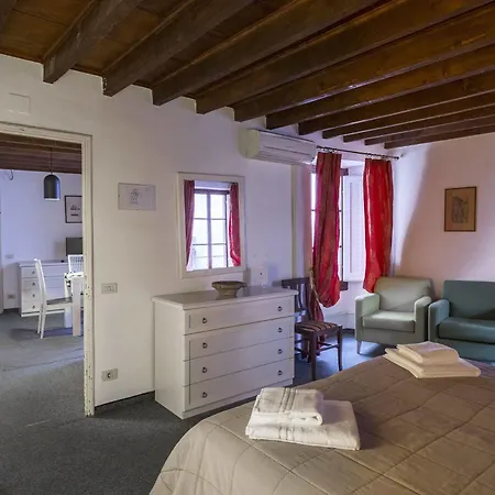 San Frediano Mansion Affittacamere Firenze