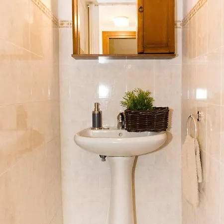 Prestige House 3*