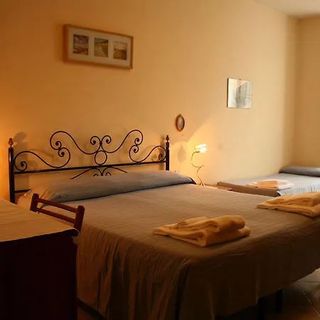 Fedora Hotel