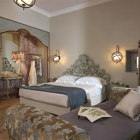 Sull'arno 5*