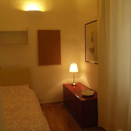 One World Apartments Hotel 3*