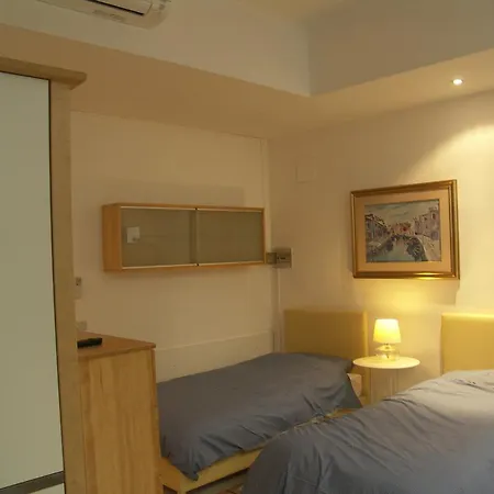 One World Apartments Florence