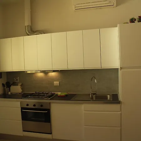 One World Apartments Hotel