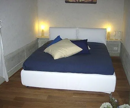 Hotel One World Apartments Florence