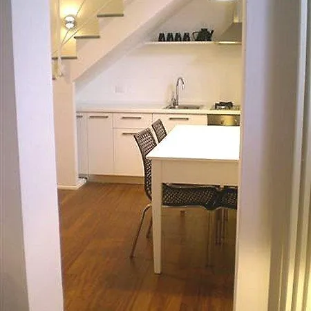 One World Apartments Hotel