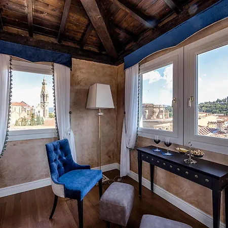Hotel Palazzo Roselli Cecconi 3*