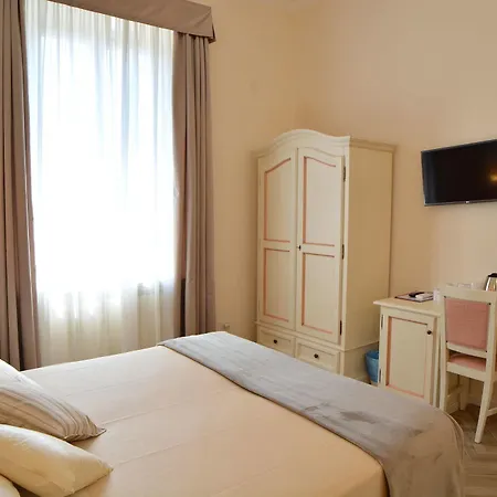 Dimora Salviati 3*